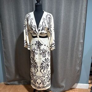 H&M Cream and Black Printed Maxi Dress